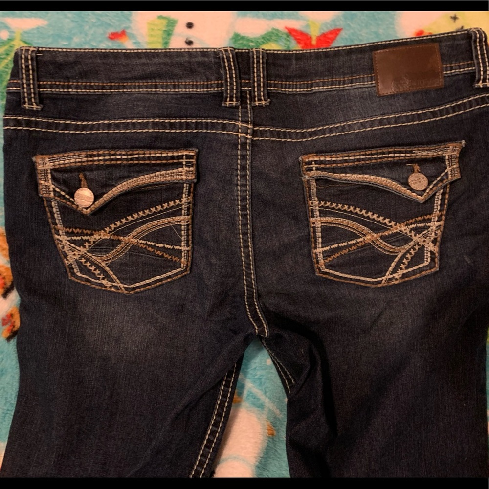 Must get rid of a few things I know longer wear.